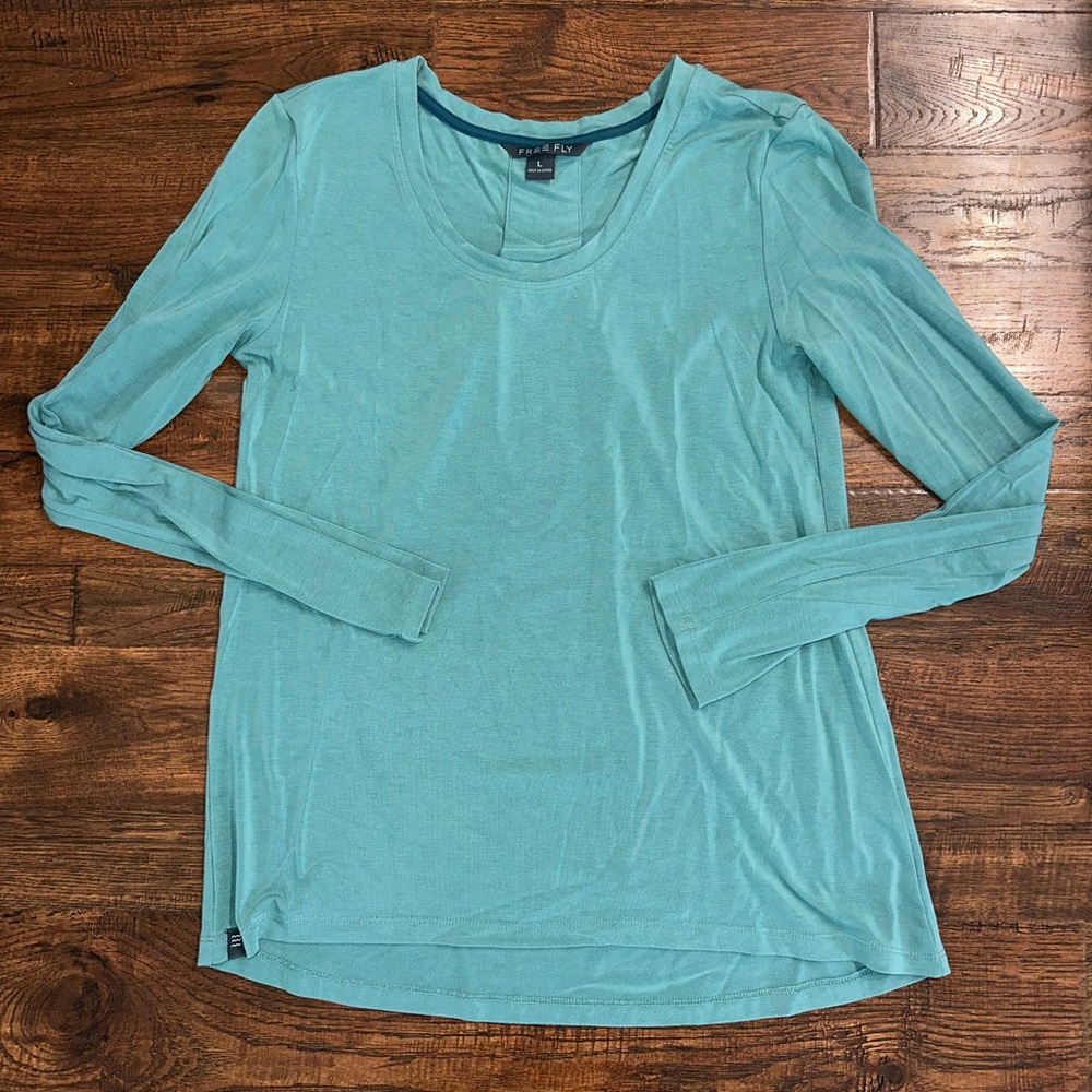Free Fly Apparel Women's Top in Teal